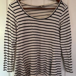 ANTHROPOLOGIE Bordeaux striped oversized swing tee similar to tuckernuck XL